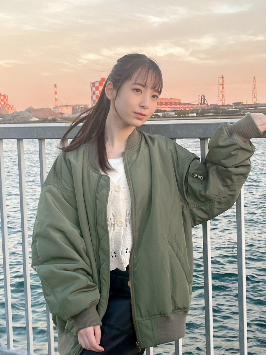 日向坂46 渡辺莉奈 『BRODY 2024 2』 聖地巡礼 - n k helios 46坂道