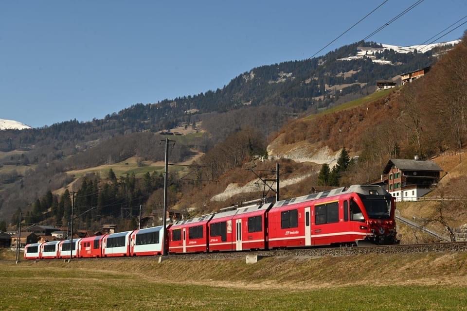 アレグラ（ABe8/12）が氷河特急6両を牽引 3月22日 902列車 その2