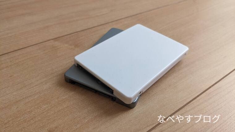 内蔵SSD（SATA）2個
