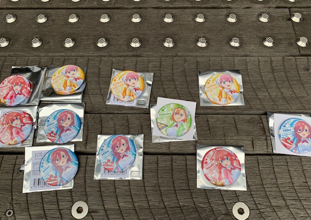 五等分の花嫁」ホワイトデー缶バッジをコンプリート目指してみた