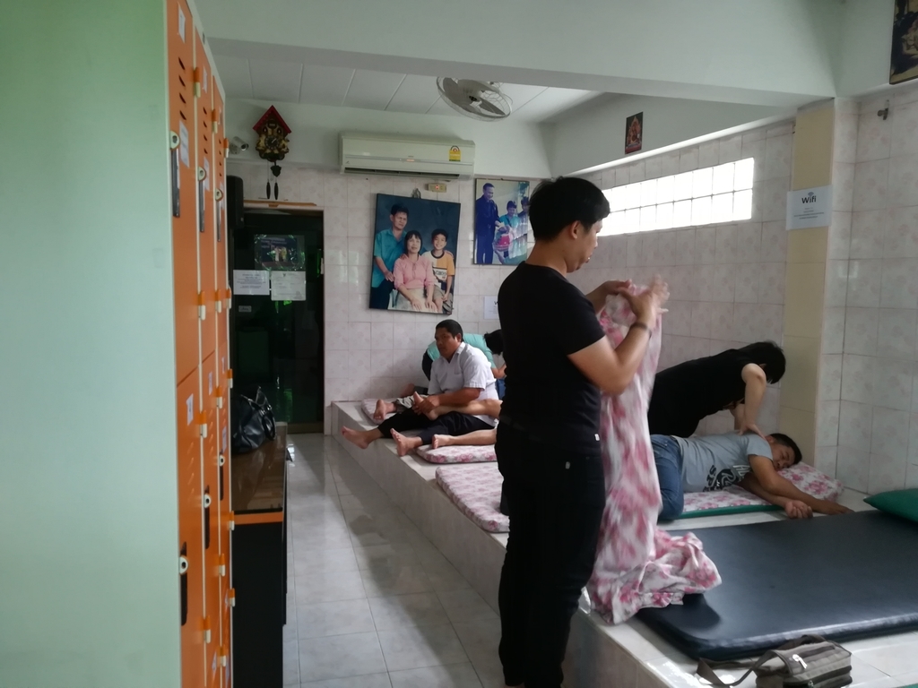 f:id:nadeemsan:20180921204452j:plain f:id:nadeemsan:20180921204452j:plain