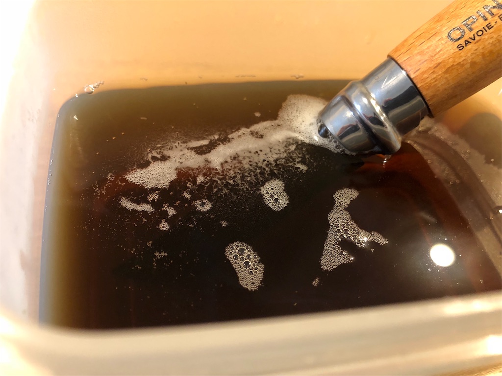 オピネルナイフ　黒錆化