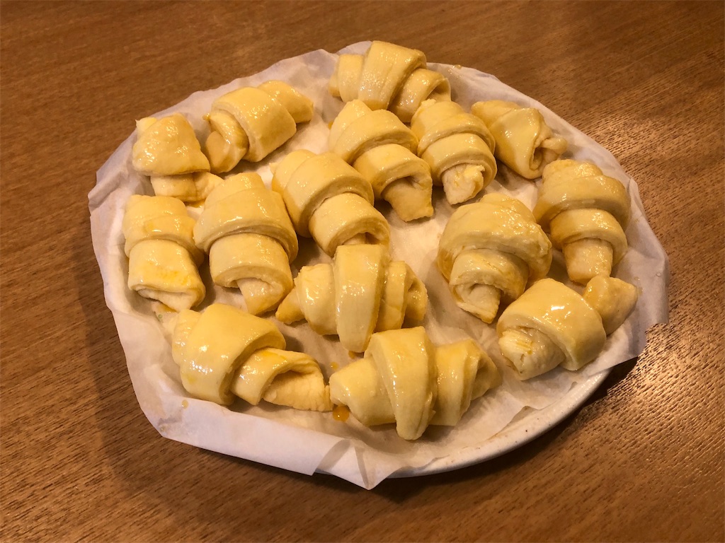 クロワッサン　照り卵