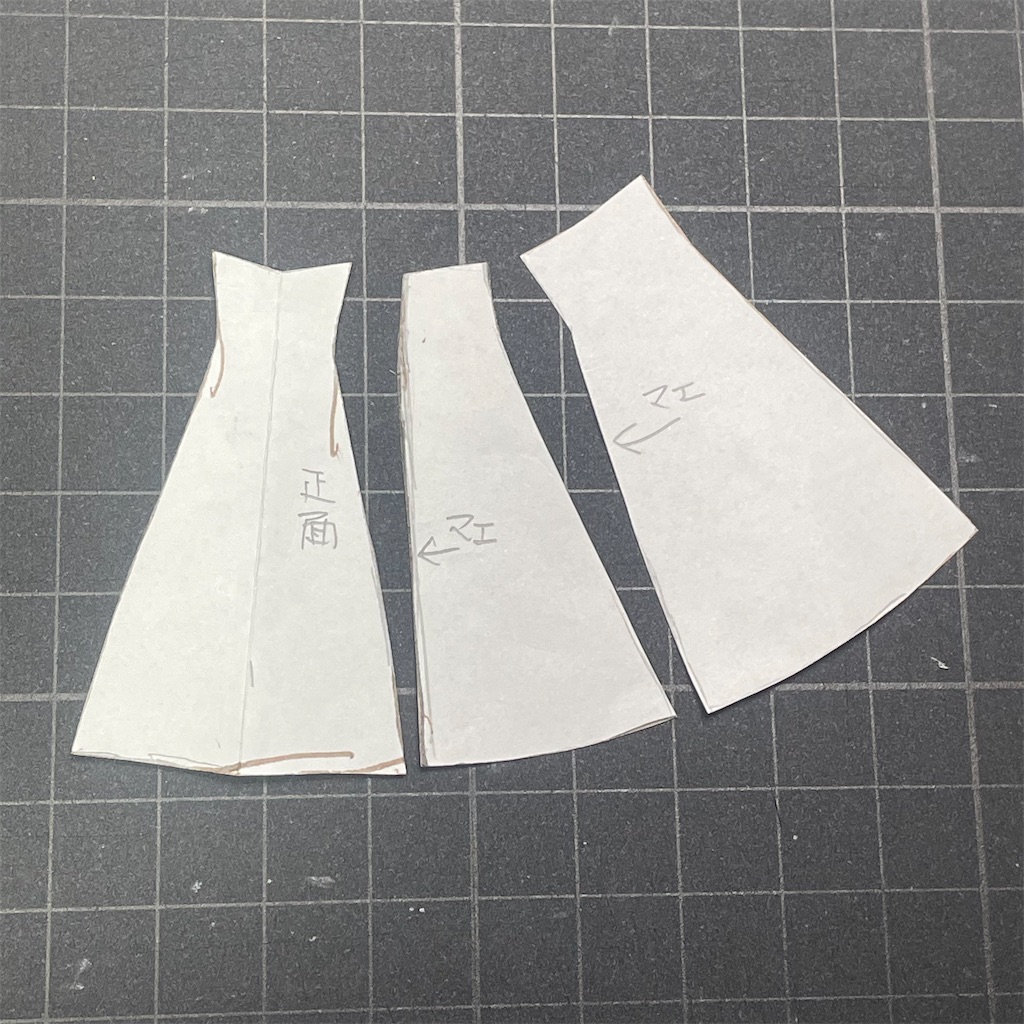 プチブライス(オビツ11ボディ)の服を作る - Whatever!