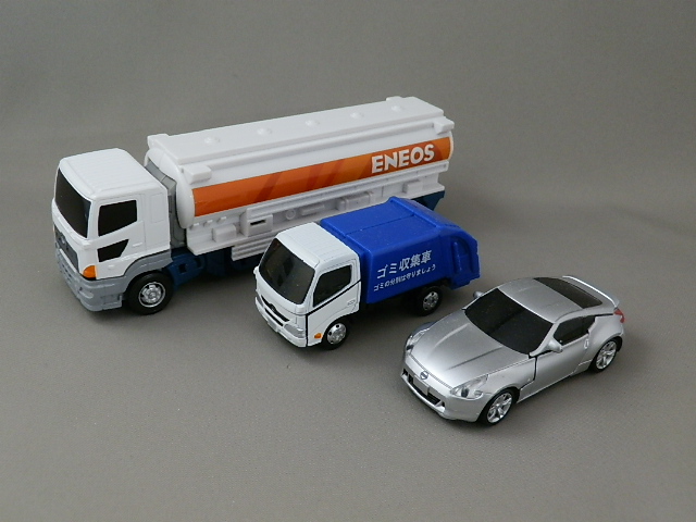 ダイヤロボ　日野　プロフィア　ブラキオザウルス型２種セット　新品未開封 ダイヤロボ 日野 プロフィア - 手取り13万だけどFDとか玩具とか