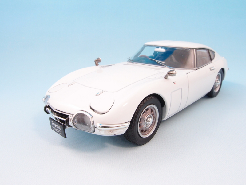 国産名車コレクション 1/24 トヨタ 2000GT - 手取り13万だけどFD