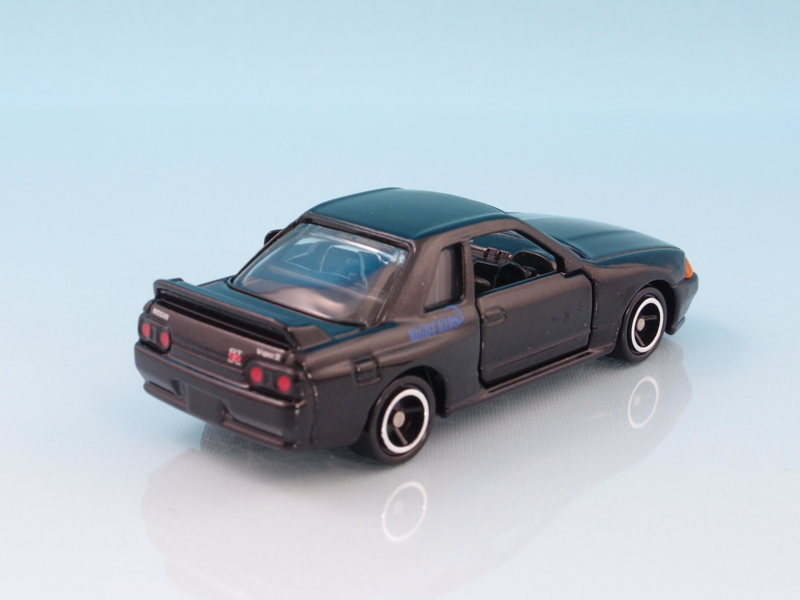 ドリームトミカ 頭文字D スカイラインGT-R - 手取り13万だけどFDとか