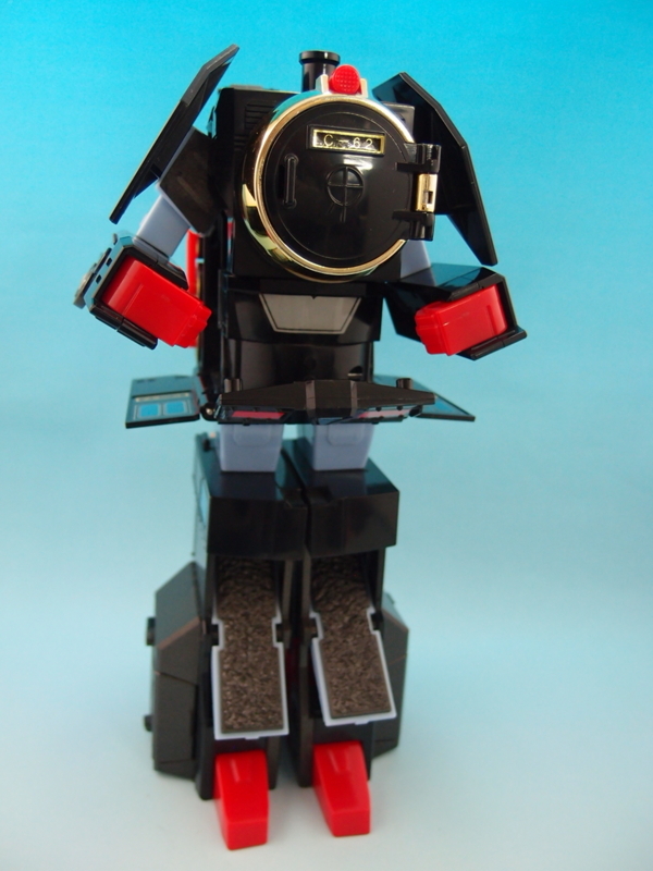 DX 鋼鉄武装アドベンジャー Amazon.co.jp: 黄金勇者 ゴルドラン DX