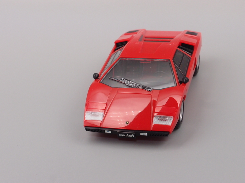 ザ・スナップキット ランボルギーニ・カウンタックLP400 - 手取り13万
