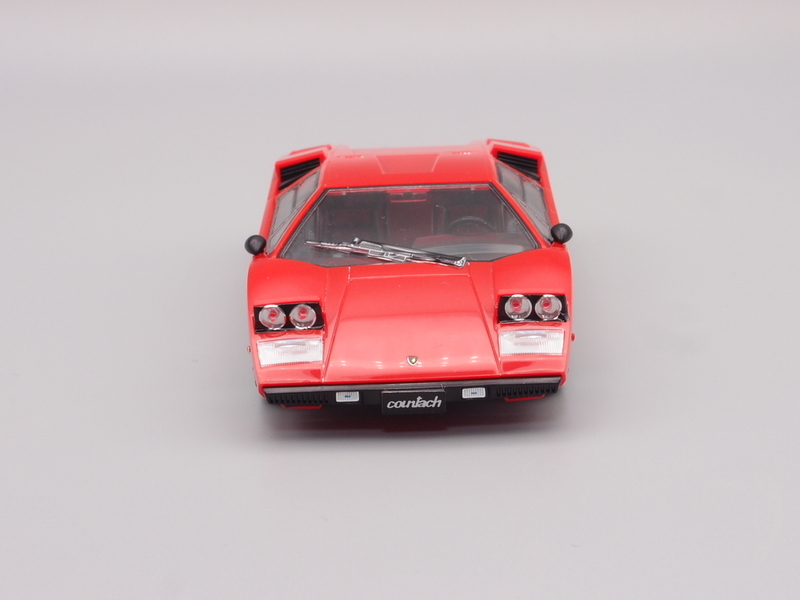 ザ・スナップキット ランボルギーニ・カウンタックLP400 - 手取り13万