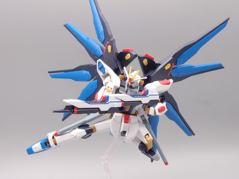 HG マイティーストライクフリーダムガンダム プラモデル HG 1/144 マイティーストライクフリーダムガンダム｜バンダイ