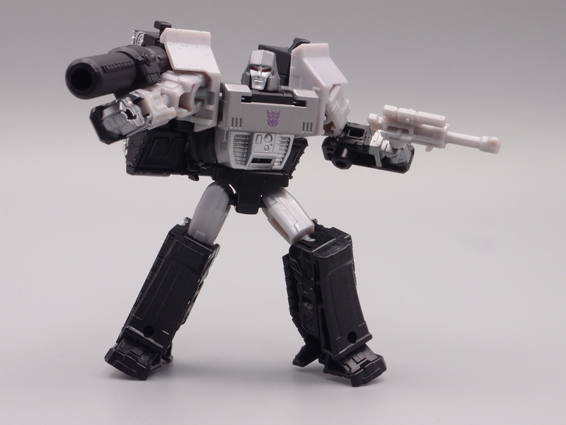 トランスフォーマーファンブック2025 - 手取り13万だけどFDとか玩具とか