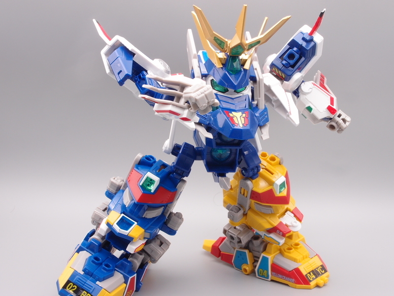TOYRAISEビーダマン3体セットセイントブラスター　新品未開封 Introducing the T-SPARK Saint Blaster! 3-body combination review