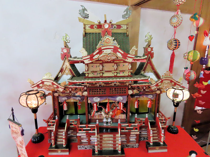御殿飾り