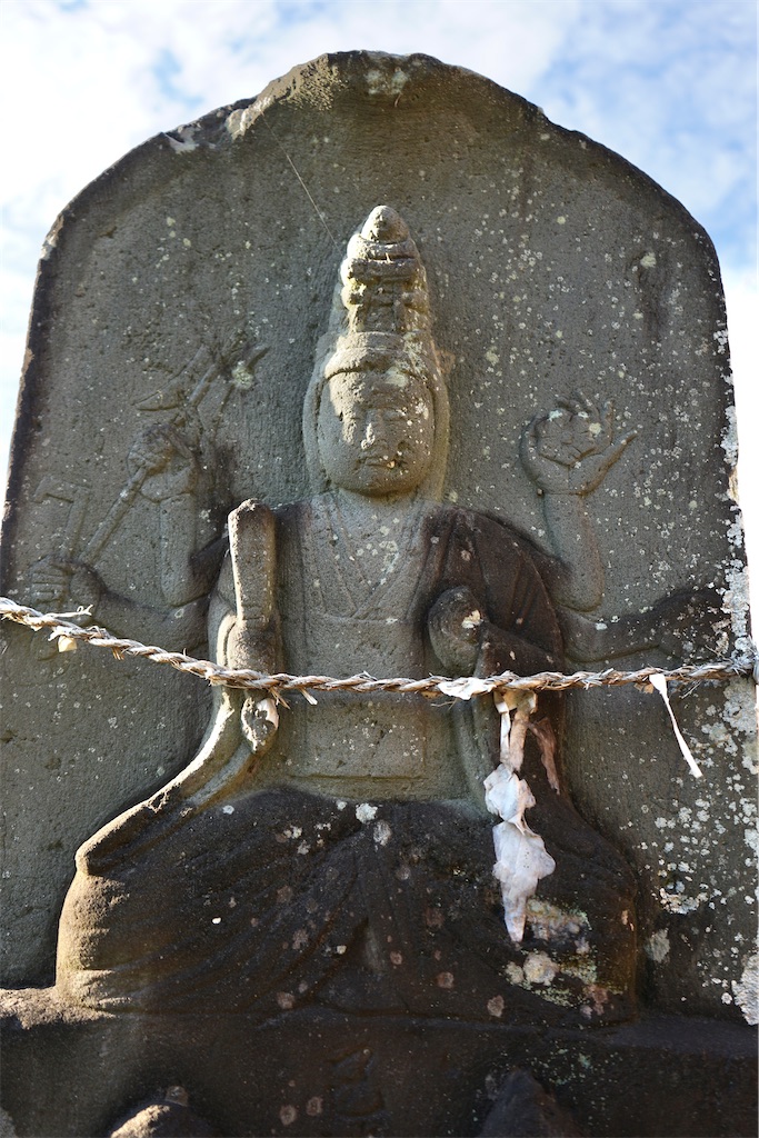 巳待塔（行田市北河原・白龍弁財天） - 石仏石神を求めて