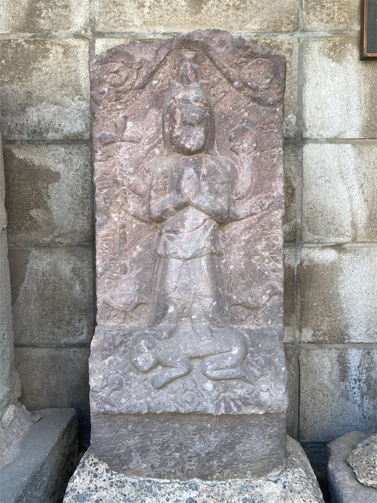中村庚申様（世田谷区深沢4丁目・中村八幡神社）東京都23区の庚申塔