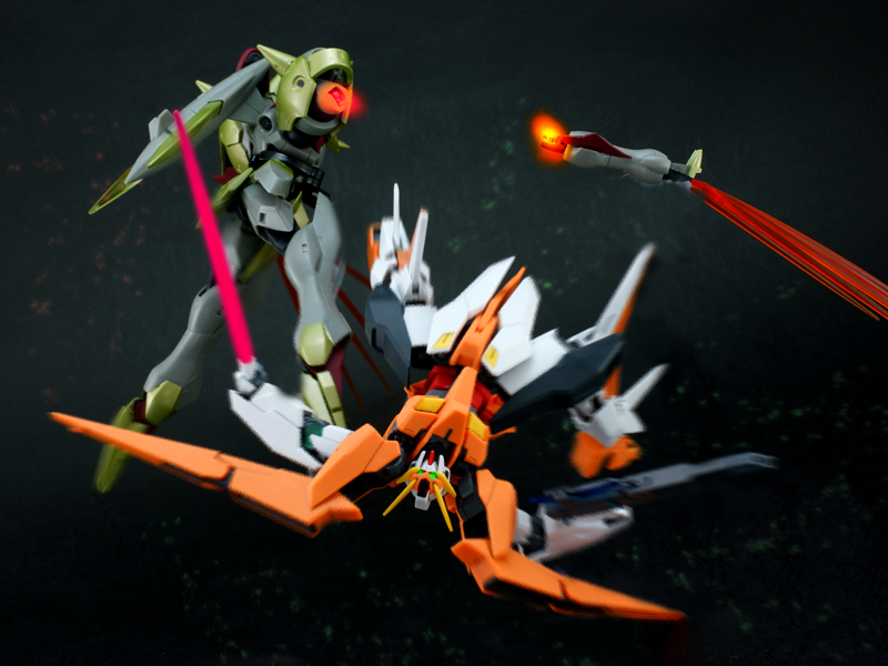 バンダイ HG 1/144アリオスガンダム VS ROBOT魂 ガラッゾ（ヒリング機