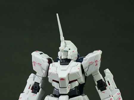 バンダイ SUPER HCM Pro ユニコーンガンダム（ユニコーンモード編