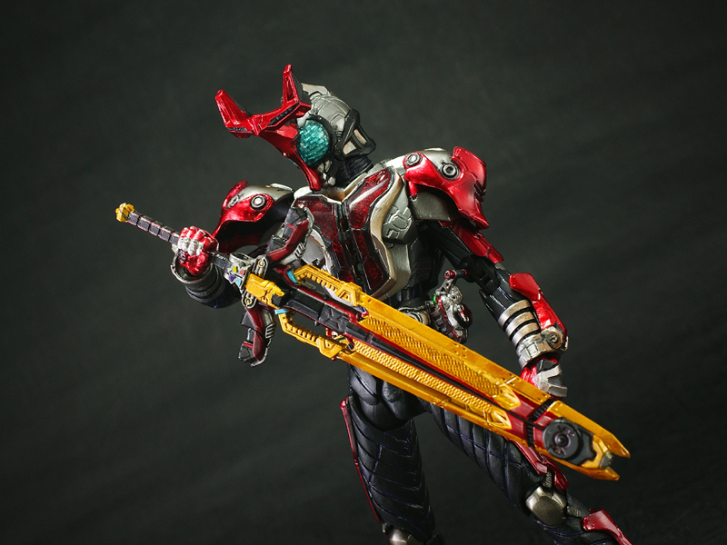 【付属品完品】SIC 仮面ライダーカブト ハイパーフォーム 付属品完品】SIC 仮面ライダーカブト ハイパーフォーム バンダイ
