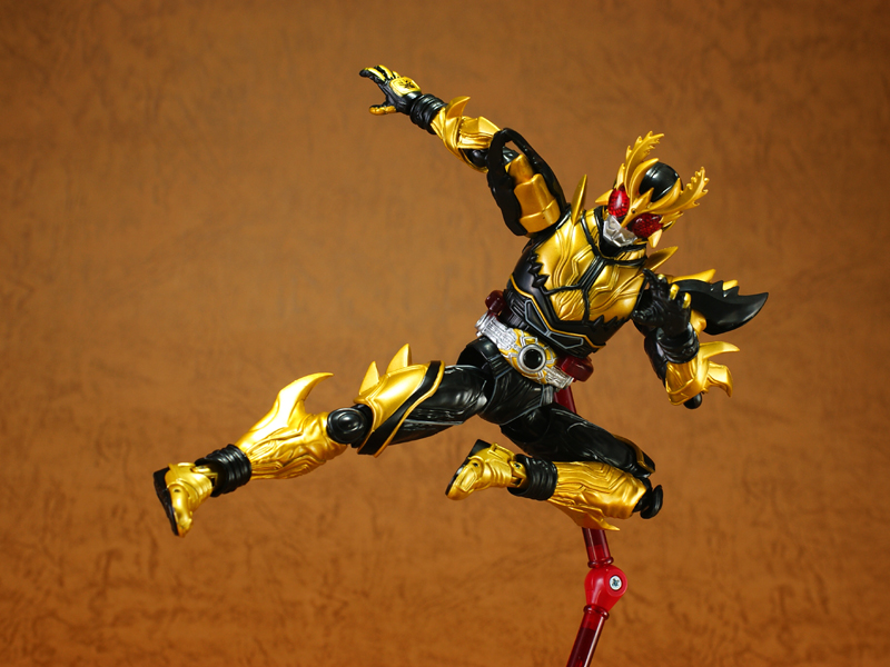 アルティメット クウガ　レッドアイVer バンダイ S.H.フィギュアーツ 仮面ライダークウガ ライジング