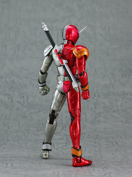 バンダイ S.H.フィギュアーツ 仮面ライダーW(ダブル) ヒートメタル