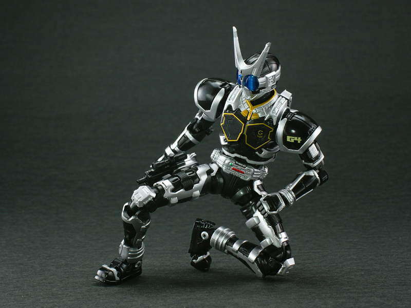 バンダイ S.H.フィギュアーツ 仮面ライダーG4 - 仏の顔も3℃まで