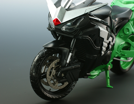 BANDAI - (軍曹)ハードボイルダー Amazon.co.jp: S.H.フィギュアーツ 仮面ライダーW ハード