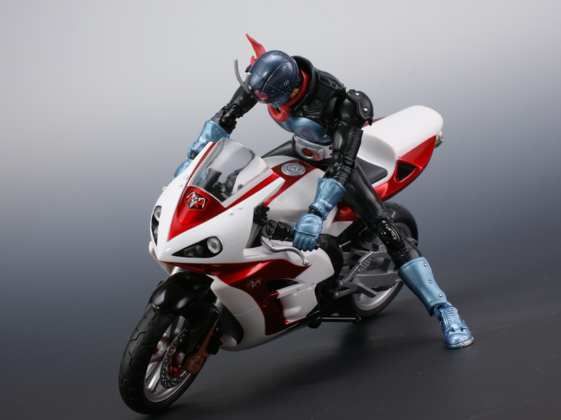 バンダイ S.H.フィギュアーツ サイクロン号 (THE FIRST) - 仏の顔も3℃まで