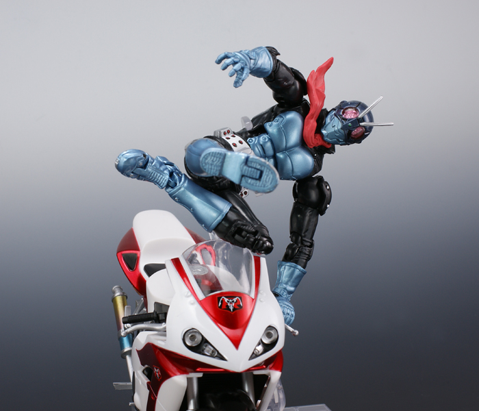 バンダイ S.H.フィギュアーツ サイクロン号 (THE FIRST) - 仏の顔も3℃まで