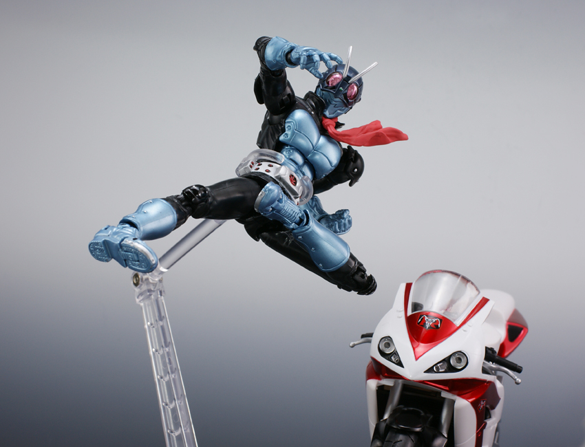 バンダイ S.H.フィギュアーツ サイクロン号 (THE FIRST) - 仏の顔も3℃まで
