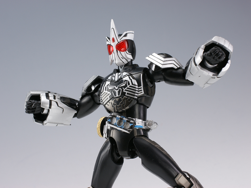 バンダイ S.H.フィギュアーツ 仮面ライダーオーズ サゴーゾ コンボ