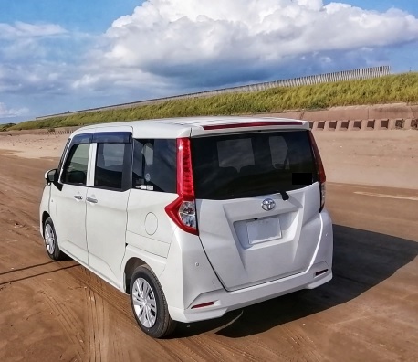 ルーミー、タンク、トールのタイヤ交換の費用、新品のタイヤの値段を 