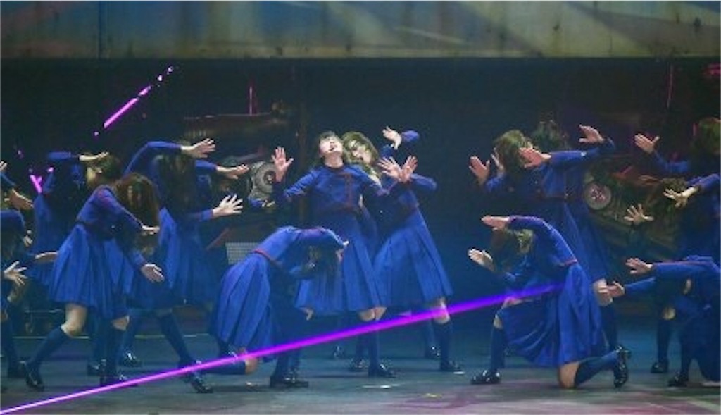 欅坂46 夏の全国ツアーin東京ドーム セトリとライブレポ 卒業生の も踊ってた ダブルアンコールで角を曲がる披露 ナージェ S Blog