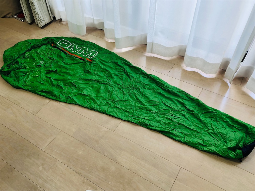 最高な寝心地の夏用軽量化繊シュラフ OMMのMountain Core 125の