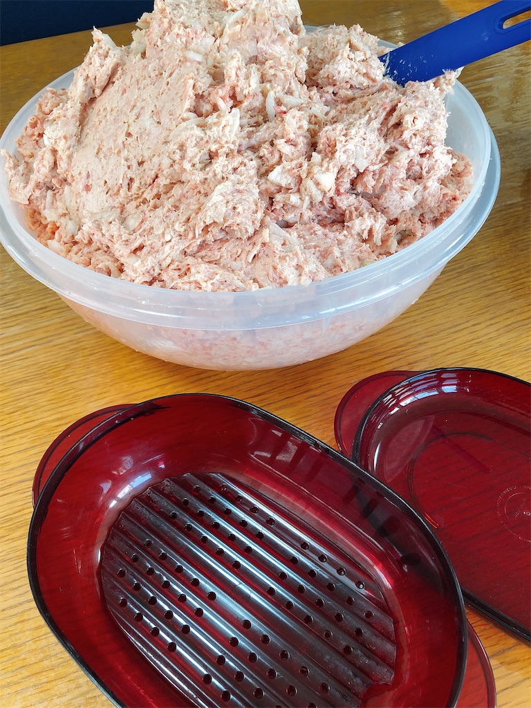 ベーコン巻きソーセージリンクのレシピ