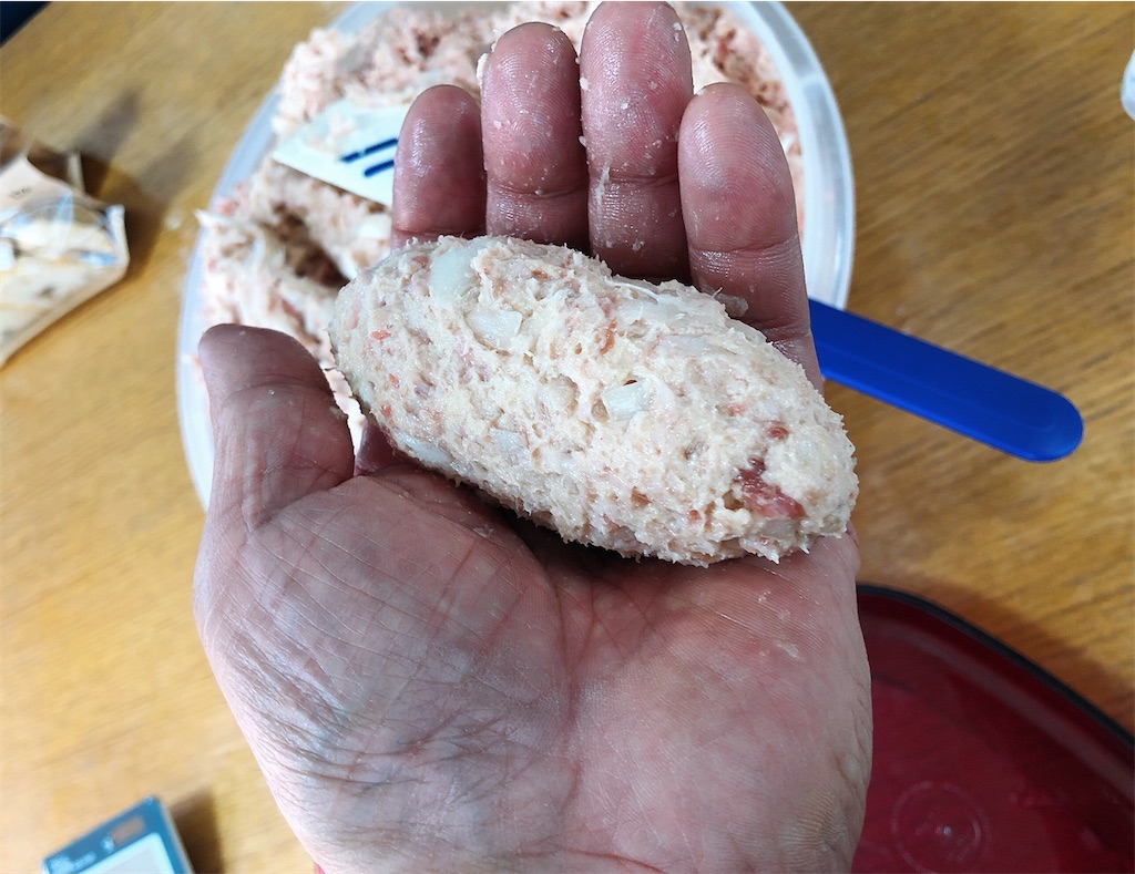 ベーコン巻きソーセージリンクのレシピ