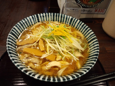 f:id:nakane2ti:20160716195720j:plain めんや薫寿の地鶏そば