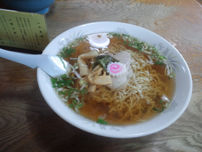 f:id:nakane2ti:20160827094504j:plain かわにし食堂の中華そば