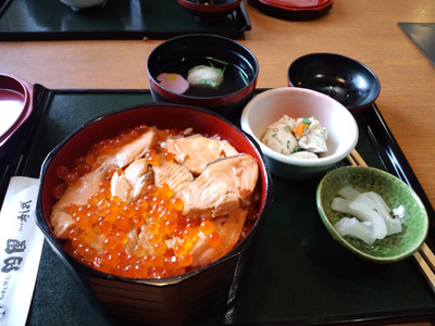 f:id:nakane2ti:20161029164319j:plain はらこ飯
