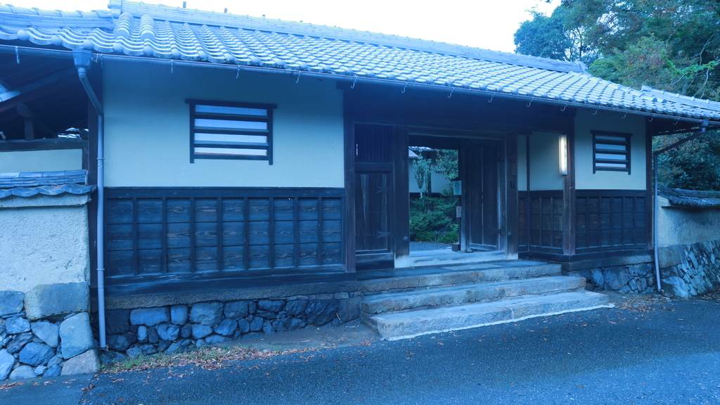 f:id:nakayamanarune:20181005073753j:plain