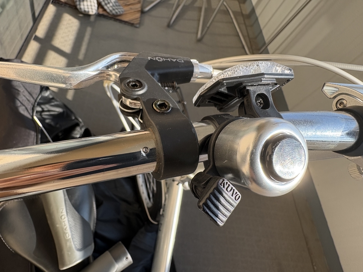 折り畳み自転車 DAHON Route ハンドルのグリップ交換 - なかやんブログ