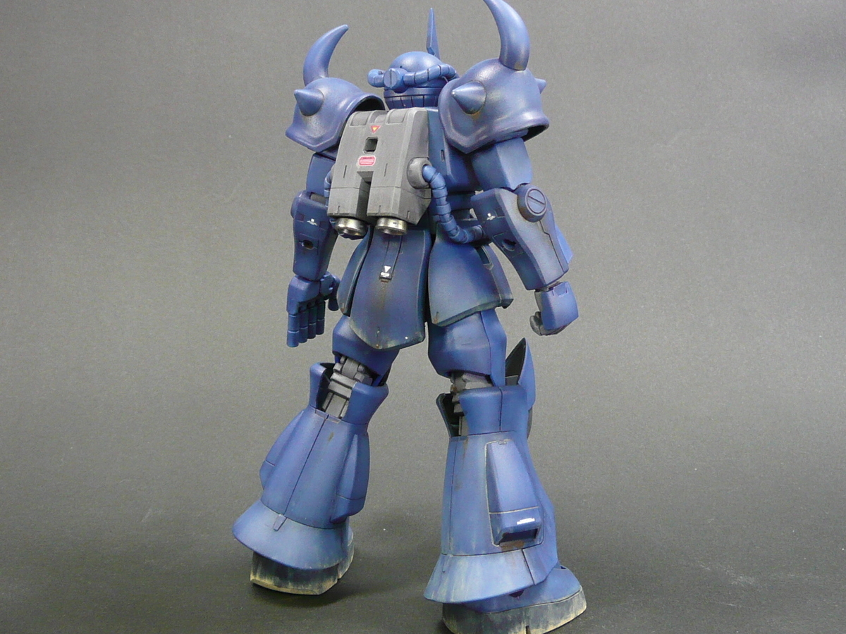 【HGグフ製作記6】完成写真編！ザクとは違うのだよザクとは！ - ガンプラやるﾄﾞｫ～！