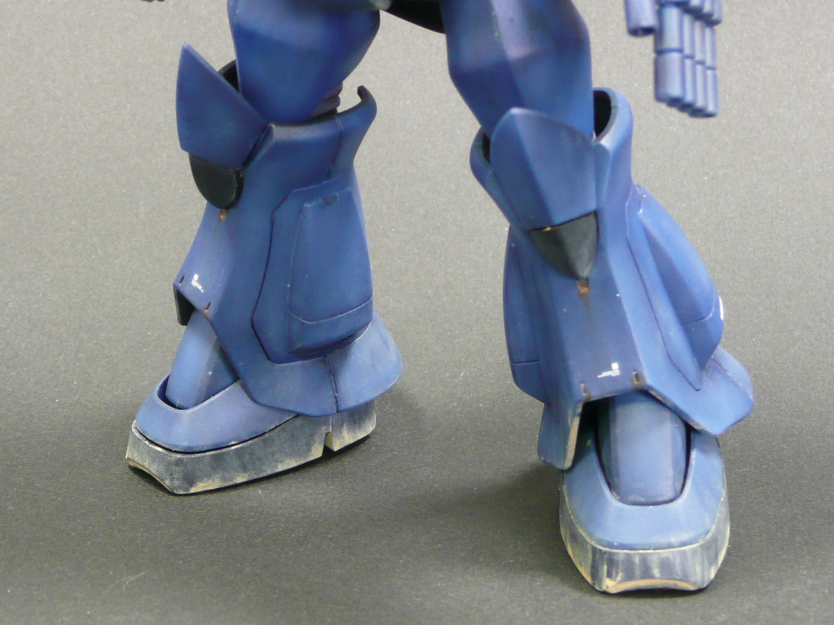 【HGグフ製作記6】完成写真編！ザクとは違うのだよザクとは！ - ガンプラやるﾄﾞｫ～！
