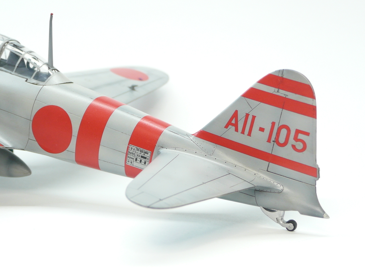 ハセガワ1/48日本海軍艦上戦闘機「零戦21型」完成品 日本海軍艦上戦闘機零戦21型 (ハセガワ 1/48)