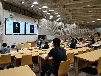 单亲妈妈卖房创业 华人珠宝设计师沉浮记 时尚资讯 游戏资讯网