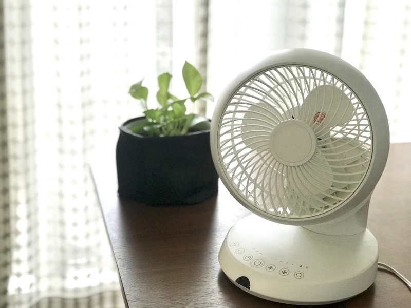 ホコリ多すぎ 分解できないサーキュレーターの掃除 100円の筆 割り箸 分解してみた ミニマリスト 子持ちズボラ主婦なま子のブログ
