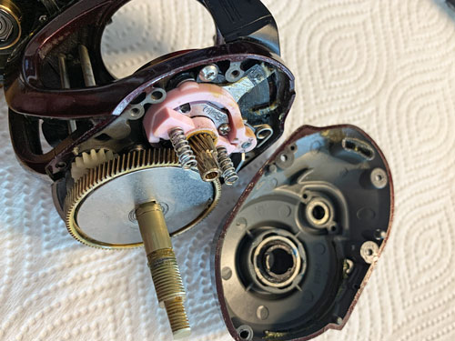 リールメンテナンス 14スコーピオン201HG - 基本は鯰とナマズ釣り