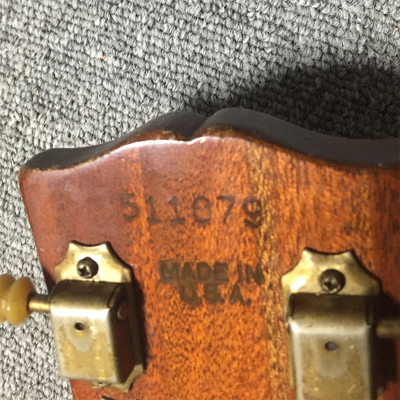 Gibson ES-335:head裏 Gibson ES-335:head裏