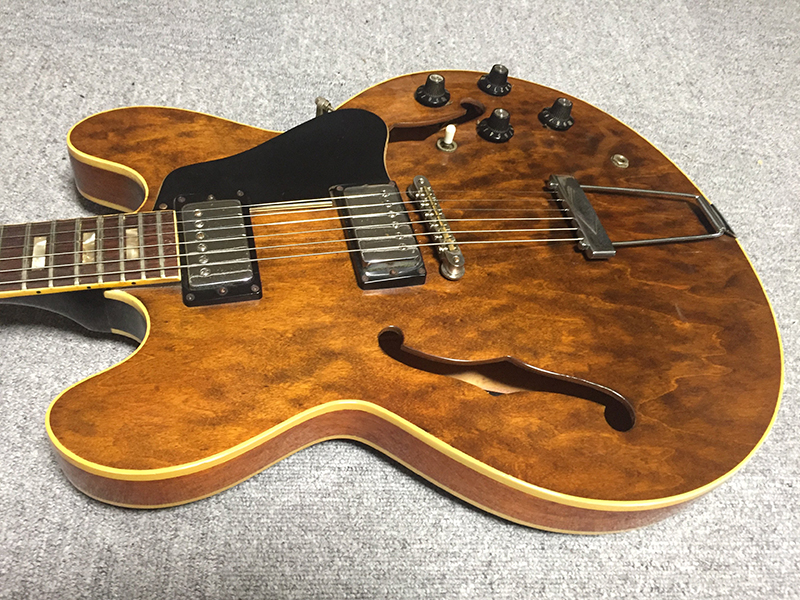 Gibson ES-335 Gibson ES-335