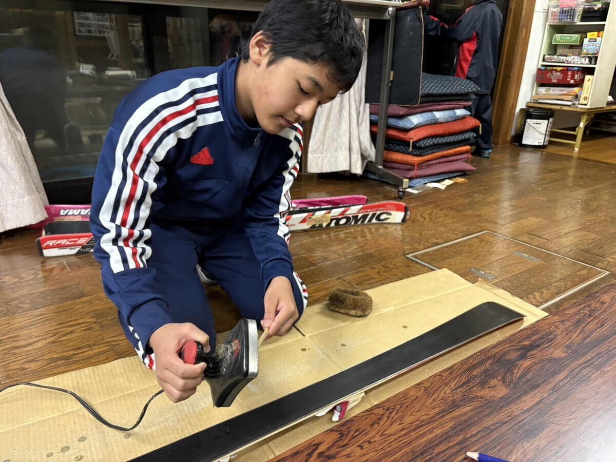 活動歴および当時の関連ビジュアル記録